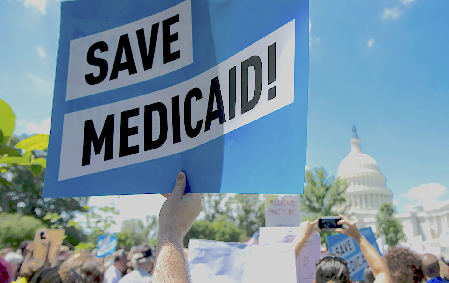 Manifestación por recortes de Medicaid