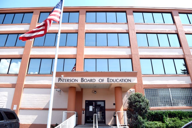 Edificio de la Junta de Educación de Patterson, fotografiado el martes 18 de julio de 2017.